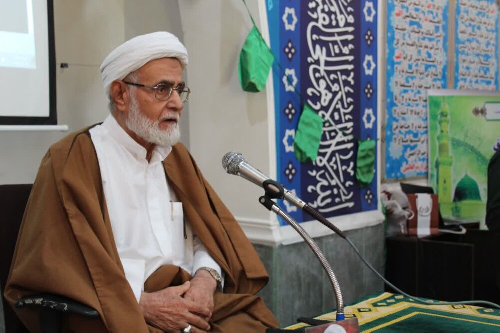 پیام امام جمعه اهل سنت شهرستان کنگان به مناسبت هفته بسیج