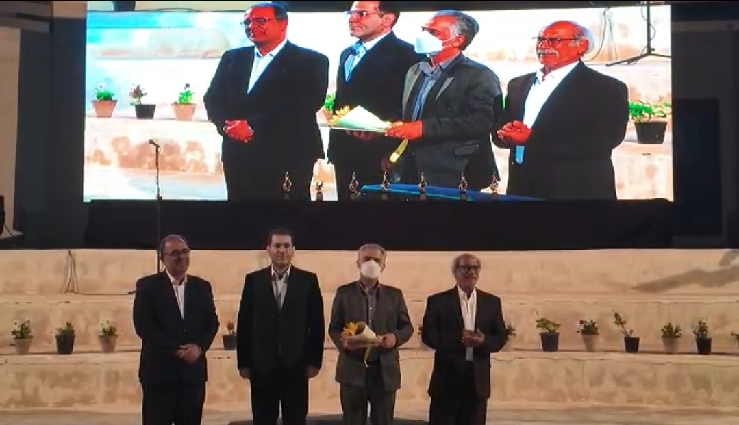 درخشش گروه نمایش «چهار صندوق» کنگان؛ راهیابی «نسخه نسوان ناکام» به جشنواره بین‌المللی تئاتر فجر