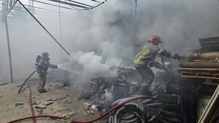 حادثه در پتروشیمی بوشهر۲ مصدوم داشت/ فعالیتها به حالت عادی بازگشت حادثه در پتروشیمی بوشهر۲ مصدوم داشت/ فعالیتها به حالت عادی بازگشت