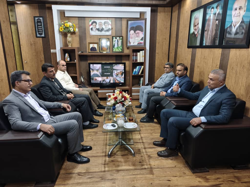 دیدار رئیس هیأت تنیس روی میز  استان بوشهر با فرماندار گناوه؛ بررسی راهکارهای توسعه این رشته در شهرستان