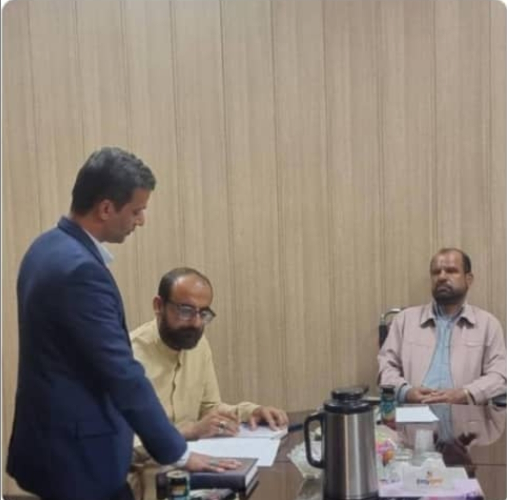 مراسم تحلیف عضو جدید شورای اسلامی شهر بنک برگزار شد
