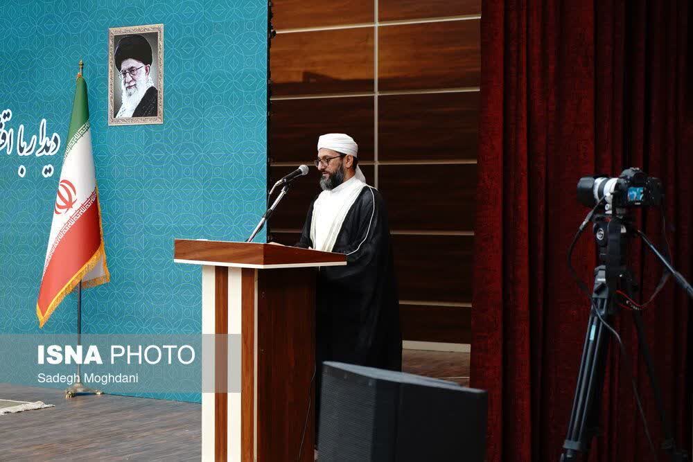 بخشی از سخنرانی شیخ اسماعیل بازدار مشاور استاندار و امام جمعه اهل سنت بوشهر باحضور رئیس قوه قضائیه حجت الاسلام والمسلمین محسنی اژه ای و معاونین و مشاورین ایشان و دیگرمسئولین عالی رتبه استان بخشی از سخنرانی شیخ اسماعیل بازدار مشاور استاندار و امام جمعه اهل سنت بوشهر باحضور رئیس قوه قضائیه حجت الاسلام والمسلمین محسنی اژه ای و معاونین و مشاورین ایشان و دیگرمسئولین عالی رتبه استان