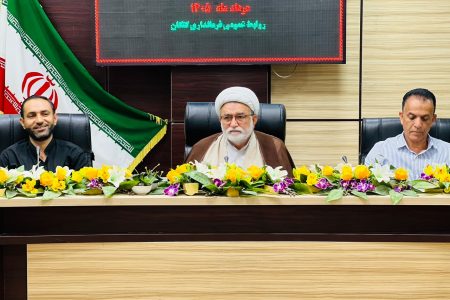 از درمانگاه و اشتغال تا جاده و بیمارستان؛ حرف‌های شیخ موسی احمدی در نشست با خبرنگاران