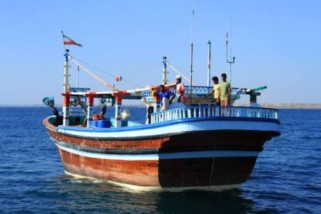 درخواست فوری لنج‌داران و ملوانان کنگان از استاندار بوشهر برای نجات معیشت دریانوردان